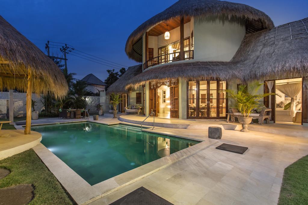Villa Annuello Uluwatu Exteriör bild